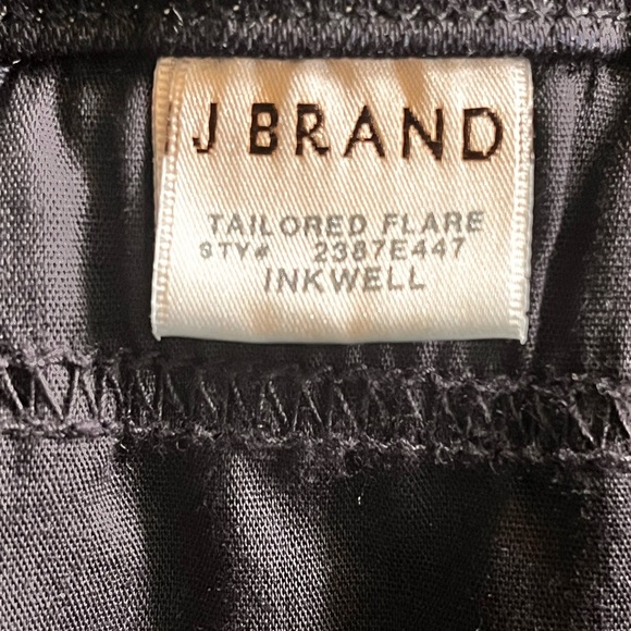 J Brand Tailored Flare Inkwell High-Rise Jeans- size 25 - Picture 6 of 6